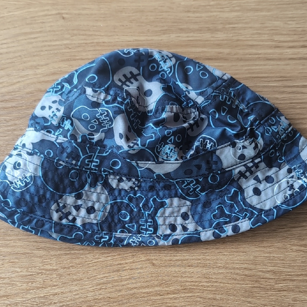 Koala Kids Blue and Gray Skull Bucket Hat 3-6 Months